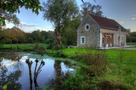 Maison à Beaumont Village, Maison de charme à Beaumont-Village avec piscine privée - L1077051