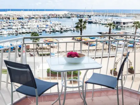 Appartement à Blanes, Appartement 3 chambres près de la plage à Blanes avec Wi-Fi et animaux admis - L1077247