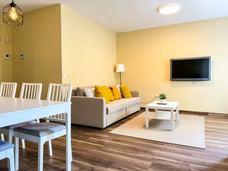Appartement à Blanes, Appartement Confort avec Clim et Wi-Fi à 20m de la plage - L1077260