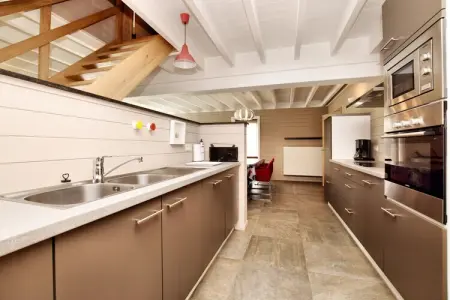 Dinez, Maison de vacances moderne avec sauna pour familles à Houffalize en Belgique - Photo 3