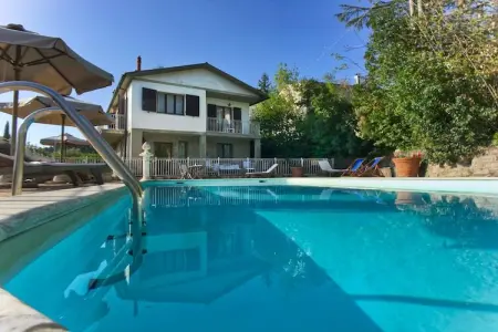 Sassetta Castagno, Retraite avec piscine et spa à flanc de colline - Photo 17