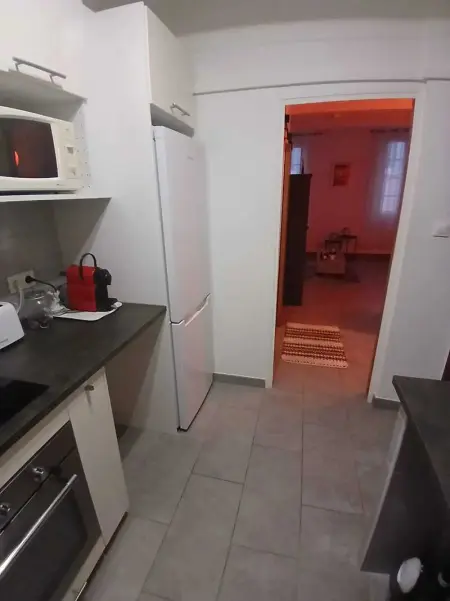 Studio accueillant à Toulon - Vue sur la ville, Appartement 2 personnes à Toulon - Photo 2