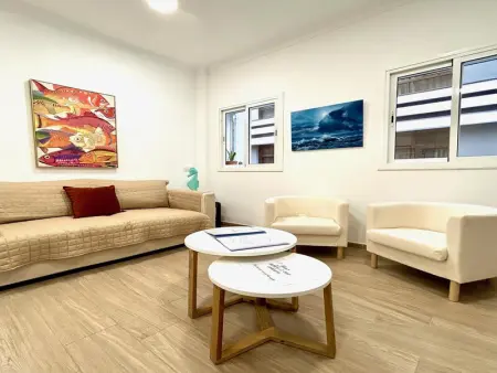 Maison de vacances cosy avec WIFI à 1 min de la plage de Las Canteras - Photo 1