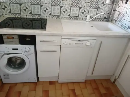 Charmant studio à Agde, 32 m² avec équipements modernes - Photo 3