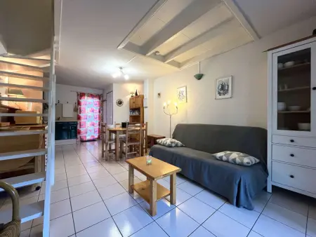 Maison Gruissan 3 Pièces, Terrasse et Parking, Maison 6 personnes à Gruissan - Photo 2