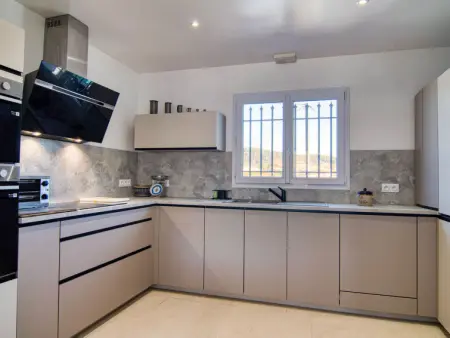 Villa Mehdaeve, Maison 8 personnes à Le Luc - Photo 3