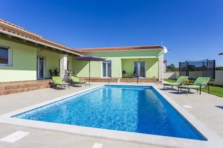 Villa individuelle à Svetvinčenat avec piscine et fitness - Photo 2