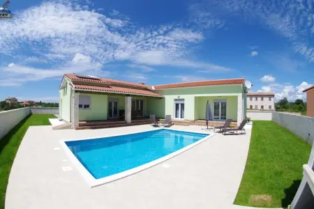 Villa individuelle à Svetvinčenat avec piscine et fitness - Photo 5
