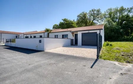 Location Maison 6 personnes à Semussac - Photo 7