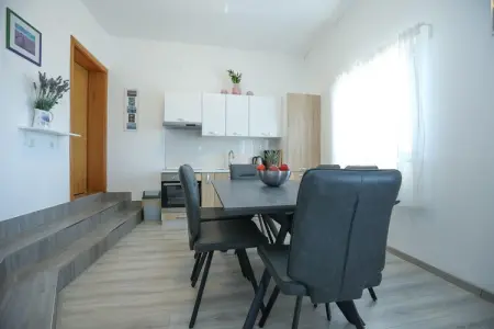 Apartment Masa, Appartement avec piscine chauffée à Starigrad - Photo 8
