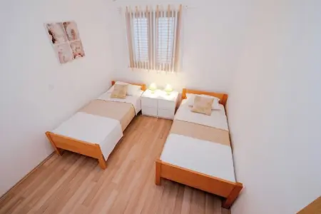 Apartment Masa, Appartement avec piscine chauffée à Starigrad - Photo 10