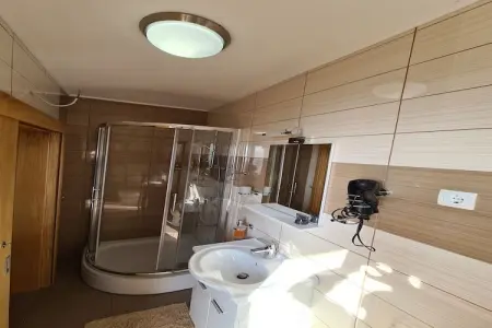 Apartment Masa, Appartement avec piscine chauffée à Starigrad - Photo 14