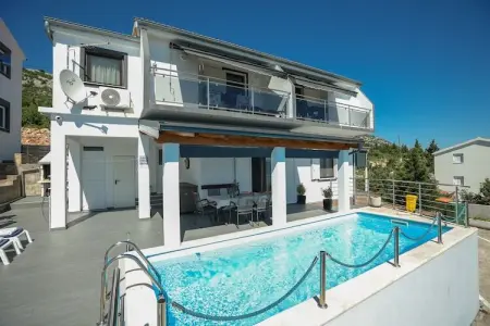 Apartment Masa, Appartement avec piscine chauffée à Starigrad - Photo 17