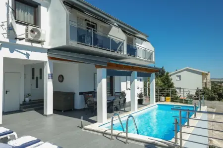 Apartment Masa, Appartement avec piscine chauffée à Starigrad - Photo 23