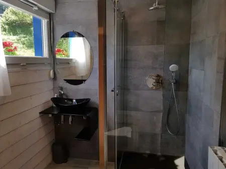 Chalet chaleureux à Cornimont avec piscine privée - Photo 12