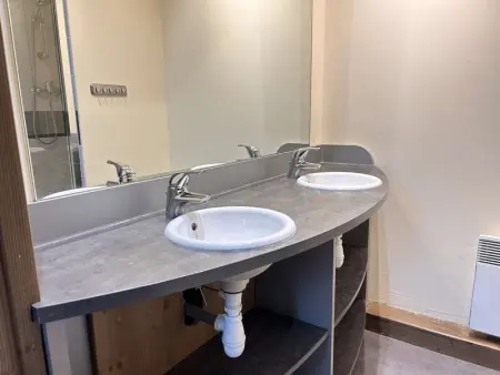 Appartement 5 Pièces Cabine, 8 Couchages, Proche Pistes, Piscine, Sauna à Risoul 1850 - Photo 19