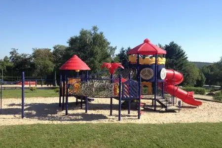 Verblijfpark Ardinam 2, Chalet 4 personnes à Olloy sur Viroin - Photo 13