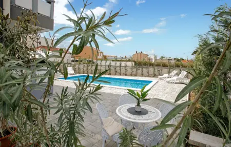 Location Appartement 4 personnes à Vrsi - Photo 1