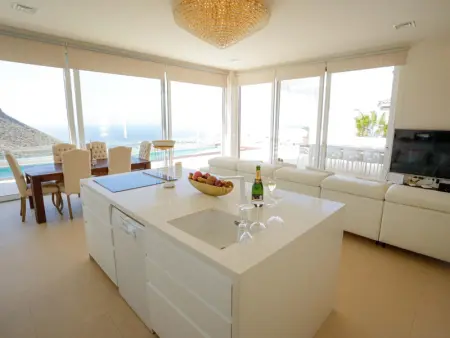 Villa de Luxe avec Piscine Privée et Vue Panoramique Costa Adeje - Photo 8