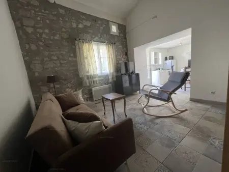 Chaleureuse maisonnette au cœur de Ruoms avec terrasse et parking - Photo 10