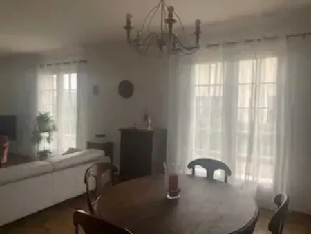 Villa familiale avec piscine à Milhaud - 100 m² - Photo 4