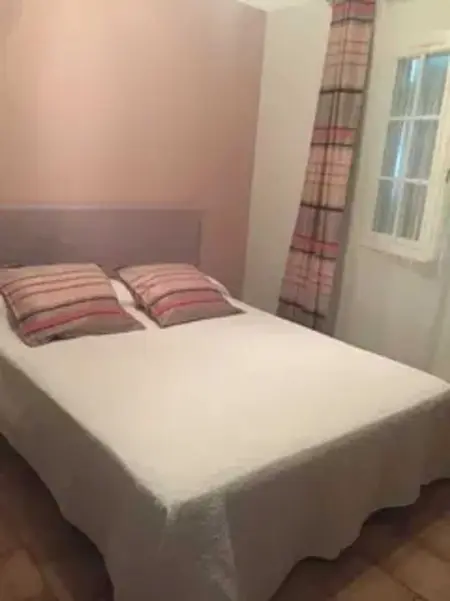 Villa familiale avec piscine à Milhaud - 100 m² - Photo 8