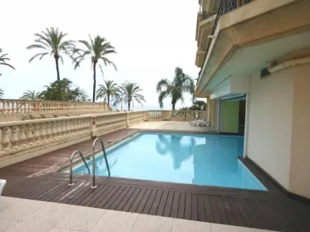 Spacieux 3P en centre-ville avec terrasse vue mer à Menton - Photo 12