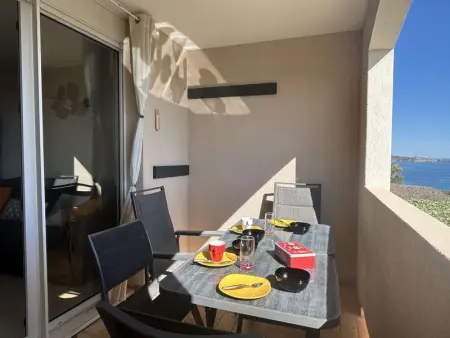 Appartement moderne avec vue mer, parking et Wi-Fi - Photo 3