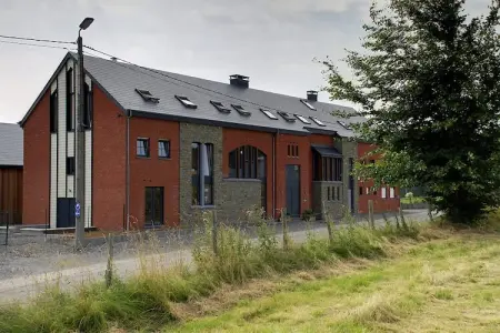 Les Bains 48 p, Maison à Rendeux avec piscine et sauna - Photo 5