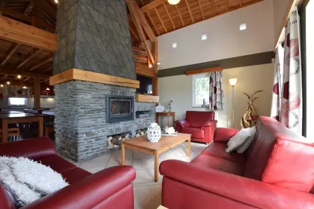 La Joie de Vivre, Maison en Ardennes avec Piscine et Sauna - Photo 2