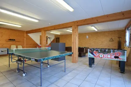 La Joie de Vivre, Maison en Ardennes avec Piscine et Sauna - Photo 3