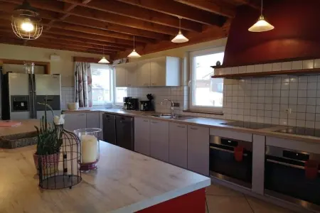 La Joie de Vivre, Maison en Ardennes avec Piscine et Sauna - Photo 15