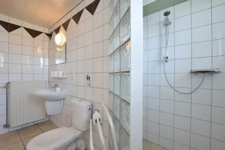 La Joie de Vivre, Maison en Ardennes avec Piscine et Sauna - Photo 23