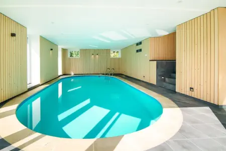 La Pellegrine, Luxueuse maison de vacances avec piscine intérieure et sauna! - Photo 1
