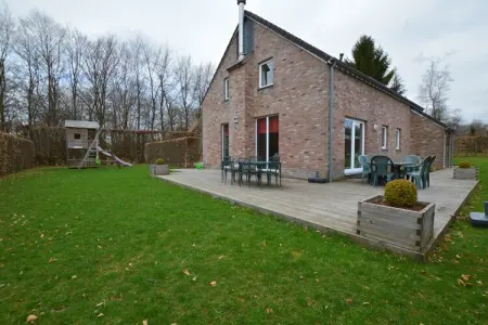 Green House, Maison de vacances spacieuse à Ovifat avec terrasse - Photo 28