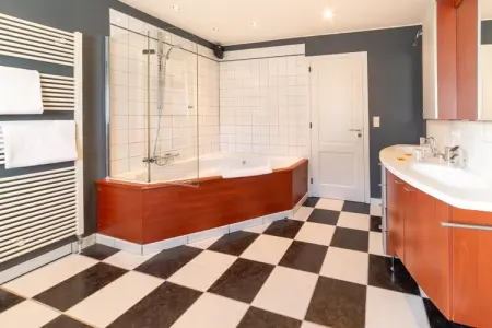 Villa White, Maison à Spa près des thermes - Photo 32