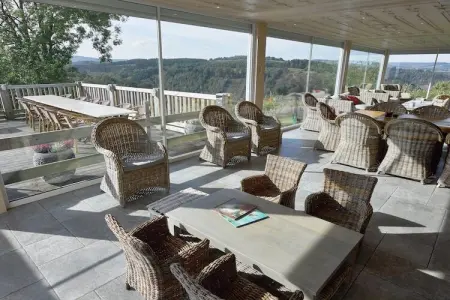 The Wood-Stone Cottage, Chalet cosy à Stoumont avec piscine intérieure et hammam - Photo 5