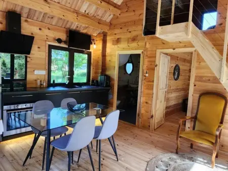 Chalet Médiéval à Domme avec Spa et Parking, Gite 4 personnes à Domme - Photo 2