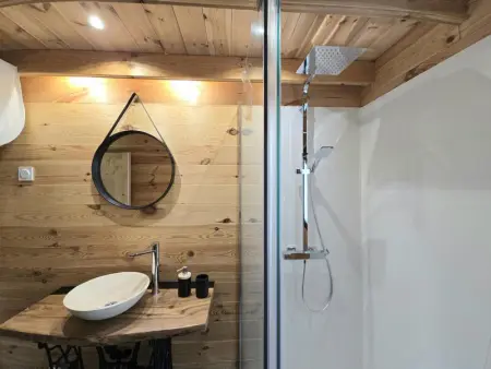 Chalet Médiéval à Domme avec Spa et Parking, Gite 4 personnes à Domme - Photo 6