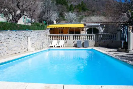 Charmante maison de vacances à La Roche-sur-le-Buis avec piscine - Photo 17