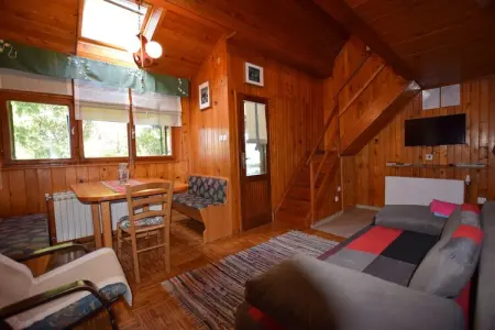 House Bruno, Maison à Vrbovsko près du sentier Kamačnik - Photo 7