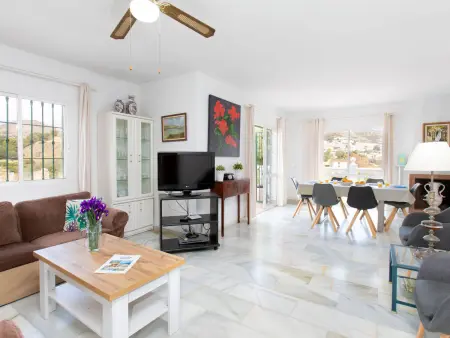 Villa Romeral, superbe maison moderne avec jardin exotique - Photo 2