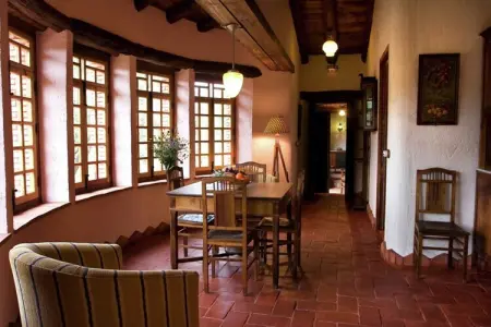 The Turtle, La Tortuga, maison en pierre à Alájar - Photo 3