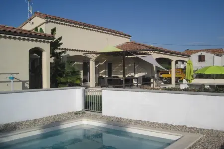 Maison de vacances -Pradons, Maison de vacances moderne avec piscine chauffée - Photo 6