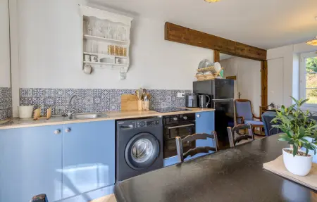 Holiday home on a vineyard, Maison 5 personnes à Savigné - Photo 6