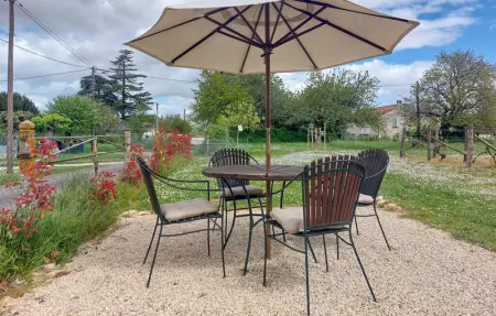 Holiday home on a vineyard, Maison 5 personnes à Savigné - Photo 12