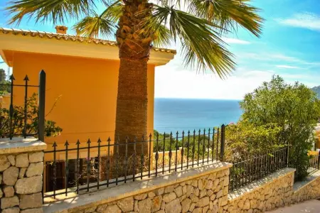 Wundeschönes & Nachhaltiges Casa Cap Vermell, Magnifique Villa à Capdepera Majorque avec jacuzzi - Photo 6