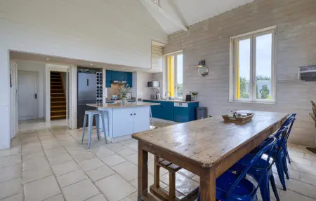 Location Maison 8 personnes à Port des Barques - Photo 4