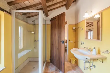 San Martino, Élégante maison en pierre avec piscine - Photo 25