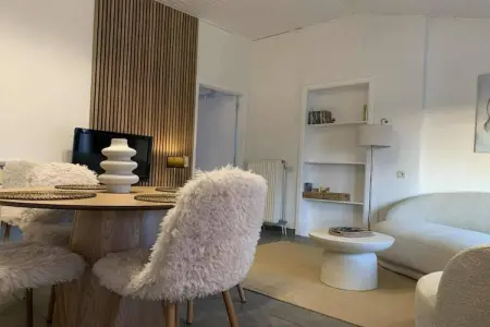 Chantegrillet, Cottage ensoleillé avec piscine - Photo 10